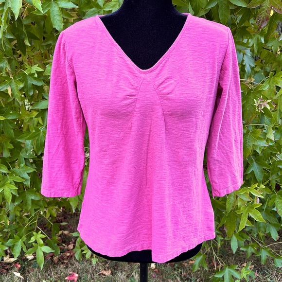 Cut Loose 3/4 Sleeve Tuck Front Top - Picture 1 of 8